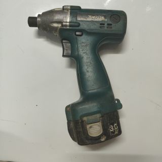 Máy bắt vít makita 6914d