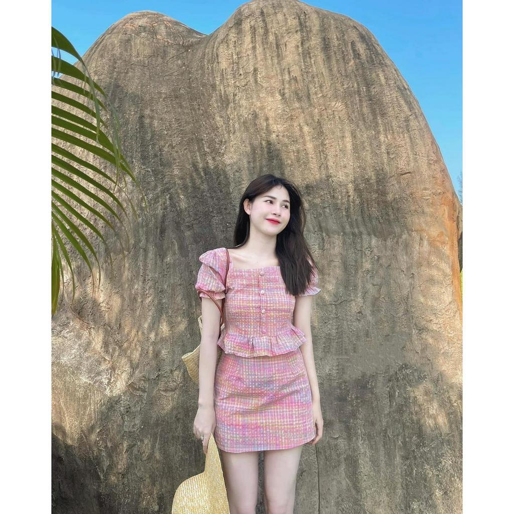 Set áo kẻ tay bèo phối chân váy midi chân váy chữ A cổ vuông Estoree cúc bọc màu cầu vồng hot hit đi học đi chơi đi làm