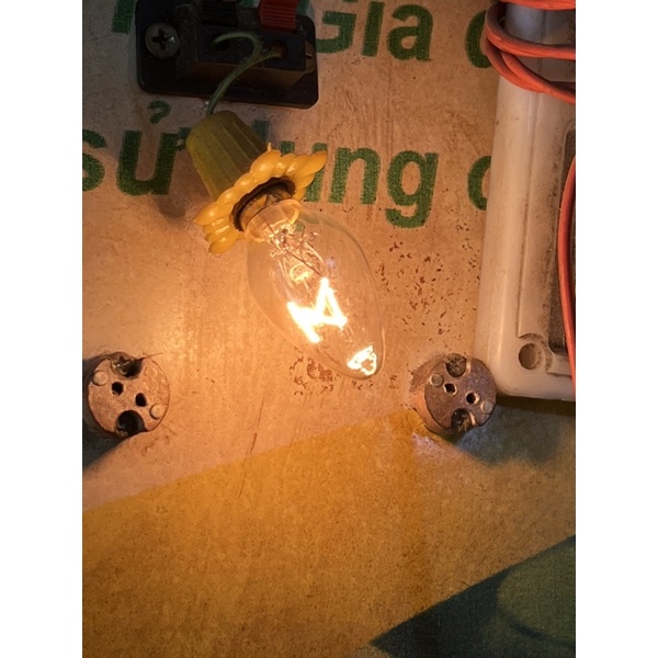 BÓNG TRÁI ỚT CANA E12 HOÀ THÁI