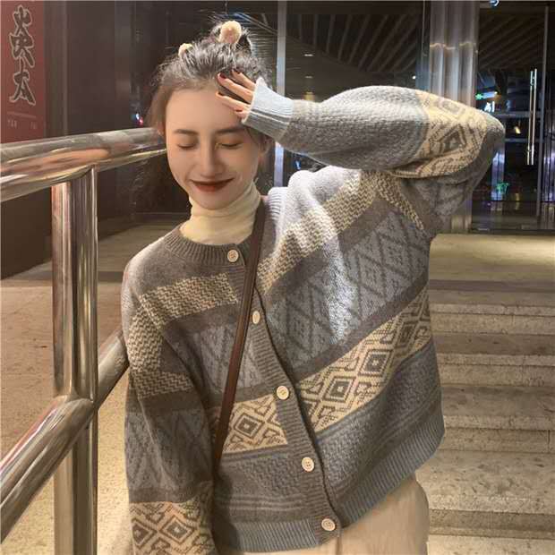 Áo khoác Cardigan dệt kim ngắn dáng rộng phong cách Retro Hàn Quốc | BigBuy360 - bigbuy360.vn