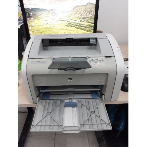 Máy in hp laserjet 1020. Hình thức nhỏ gọn. In siêu bền hộp mực to bản in sắc nét. Lên hệ 0974829289 | BigBuy360 - bigbuy360.vn