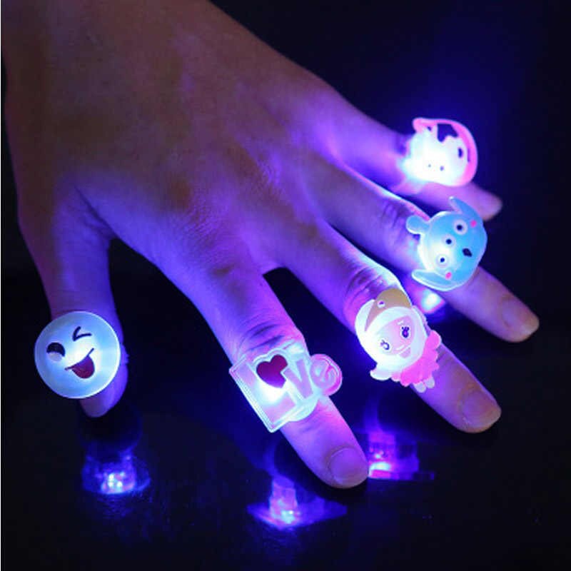 Nhẫn Đeo Tay Phát Sáng