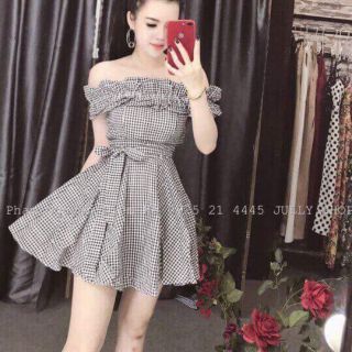 Đầm caro bẹt vai