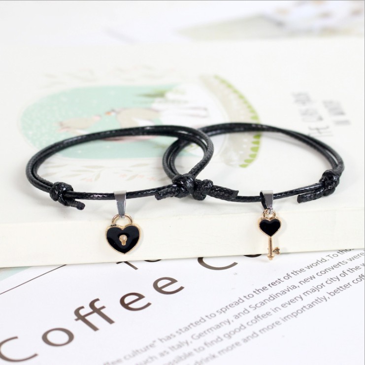 Set 2 vòng đeo tay HL001 với phụ kiện hình chìa khóa tình yêu và ổ khóa màu sắc tùy chọn cho nam và nữ | BigBuy360 - bigbuy360.vn