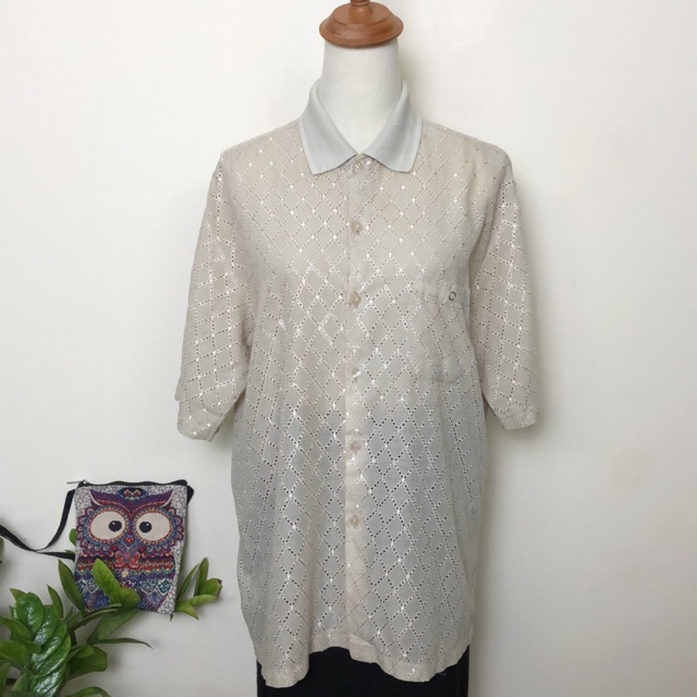 ✅Áo sơ mi xô nữ đục lỗ 2hand bigsize trung niên độc lạ màu cốm nhạt bigsize 2XL 3XL