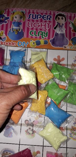 Combo 20 túi đất sét nặn nhiều màu có trọng lượng 200g