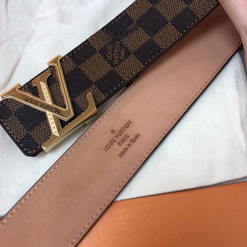 Thắt lưng nam thương hiệu Louis Vuitton Lv da thật cao cấp mặt khoá LV sang trọng