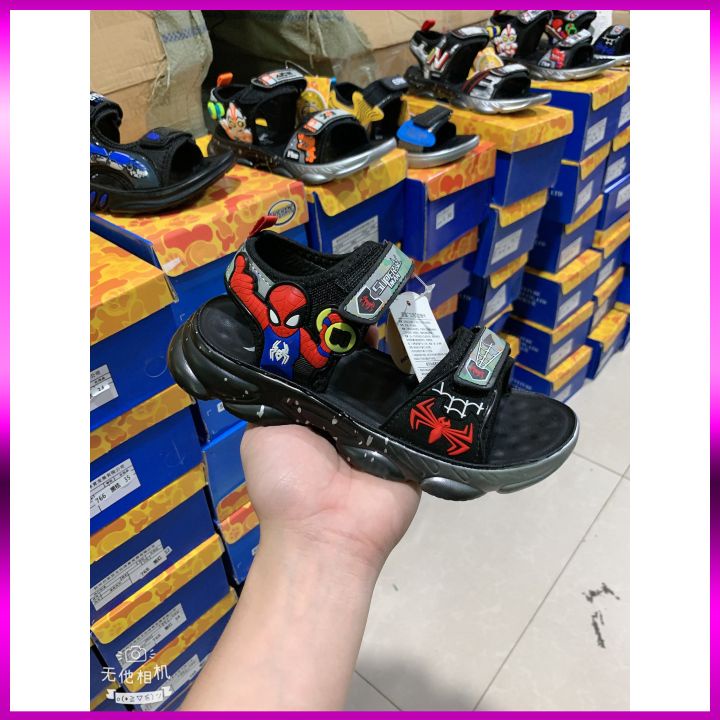 lô sandal học sinh size từ 32-42, thương hiêu quảng chaao cao cấp ,hàng cty một hãng chủ yếu màu đen