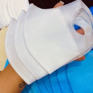 Khẩu trang vải kháng khuẩn