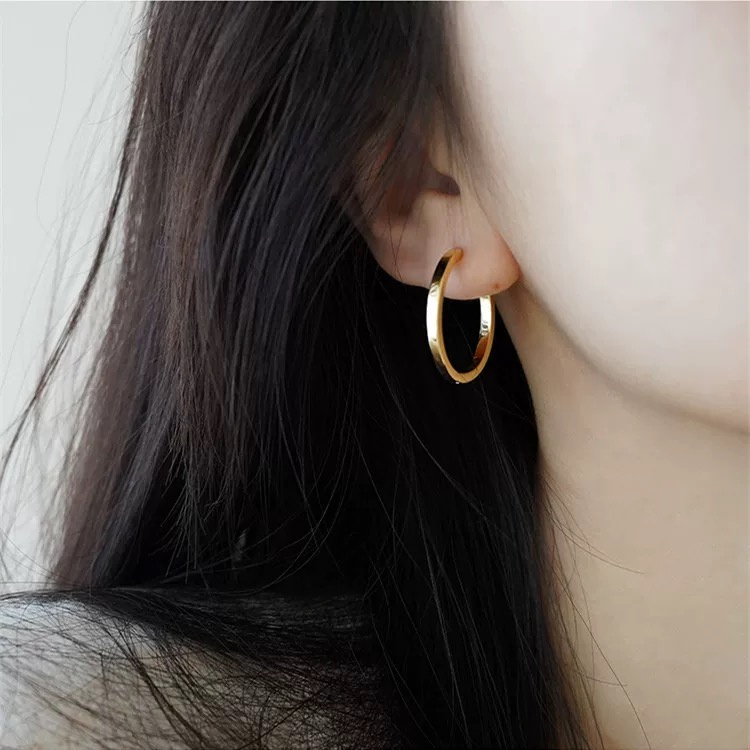 Bông Tai Hình Tròn Màu Vàng/ Bạc Phong Cách Âu Mỹ Thời Trang Sang Trọng