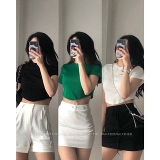 Áo croptop gân tay ngắn vạt nhọn