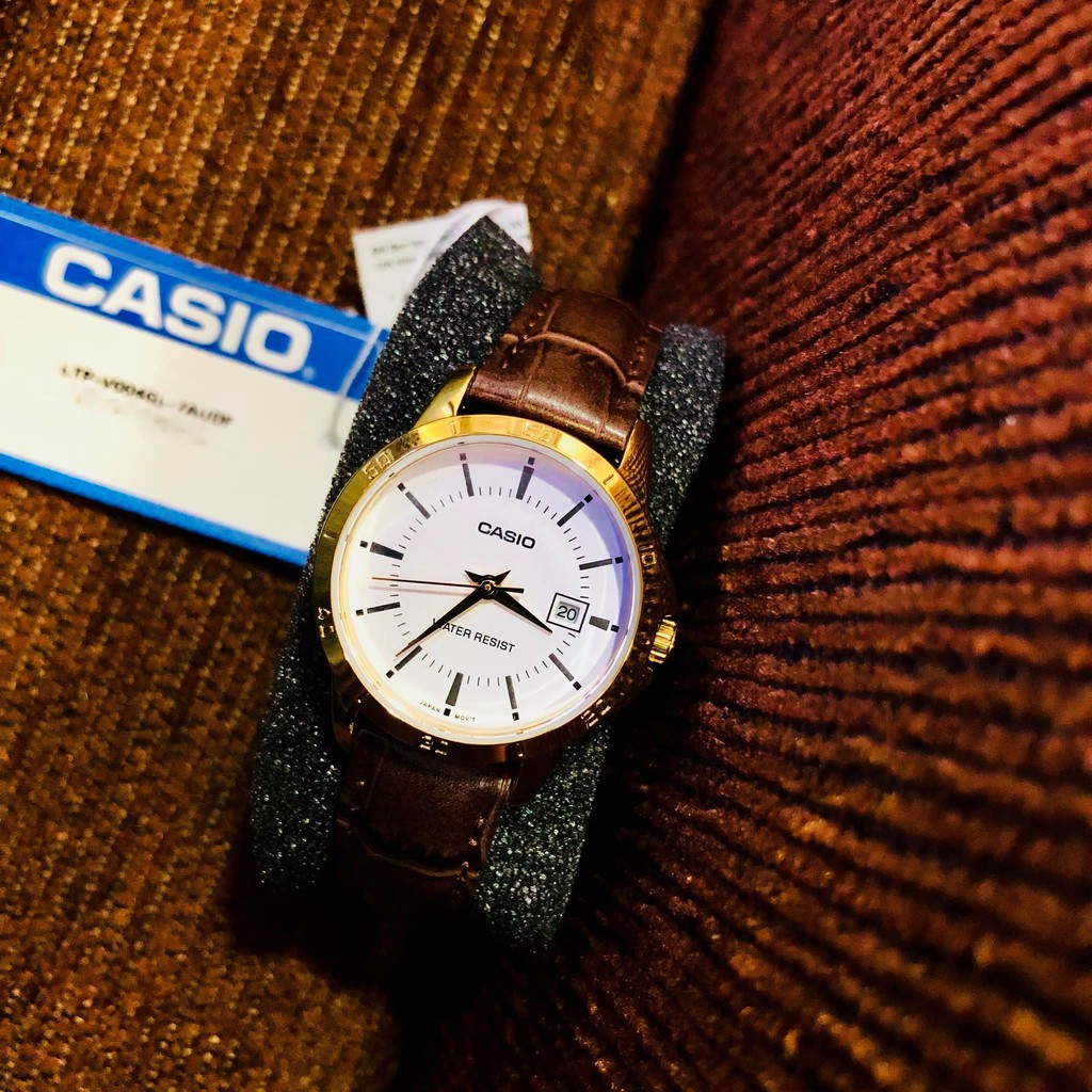 Đồng hồ nữ Casio Standard thể thao, điện tử giá rẻ - Dây da, chống nước 3ATM (LTP-V004GL-7AUDF)