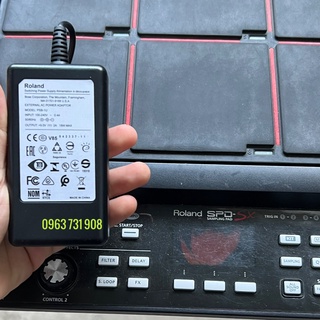 Adapter Roland PSB-1U 9V 2A 18W