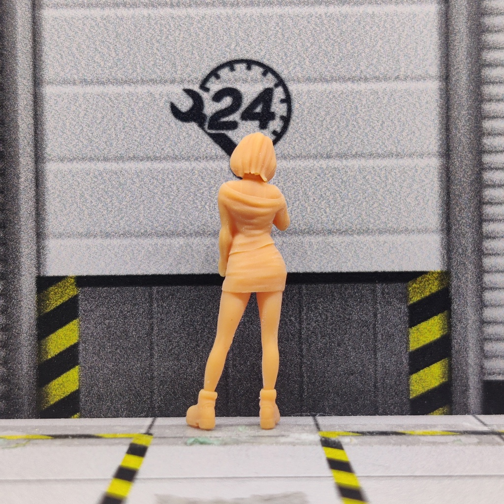 Khuôn Màu Trắng Hình Búp Bê Superge1 / 64 T130