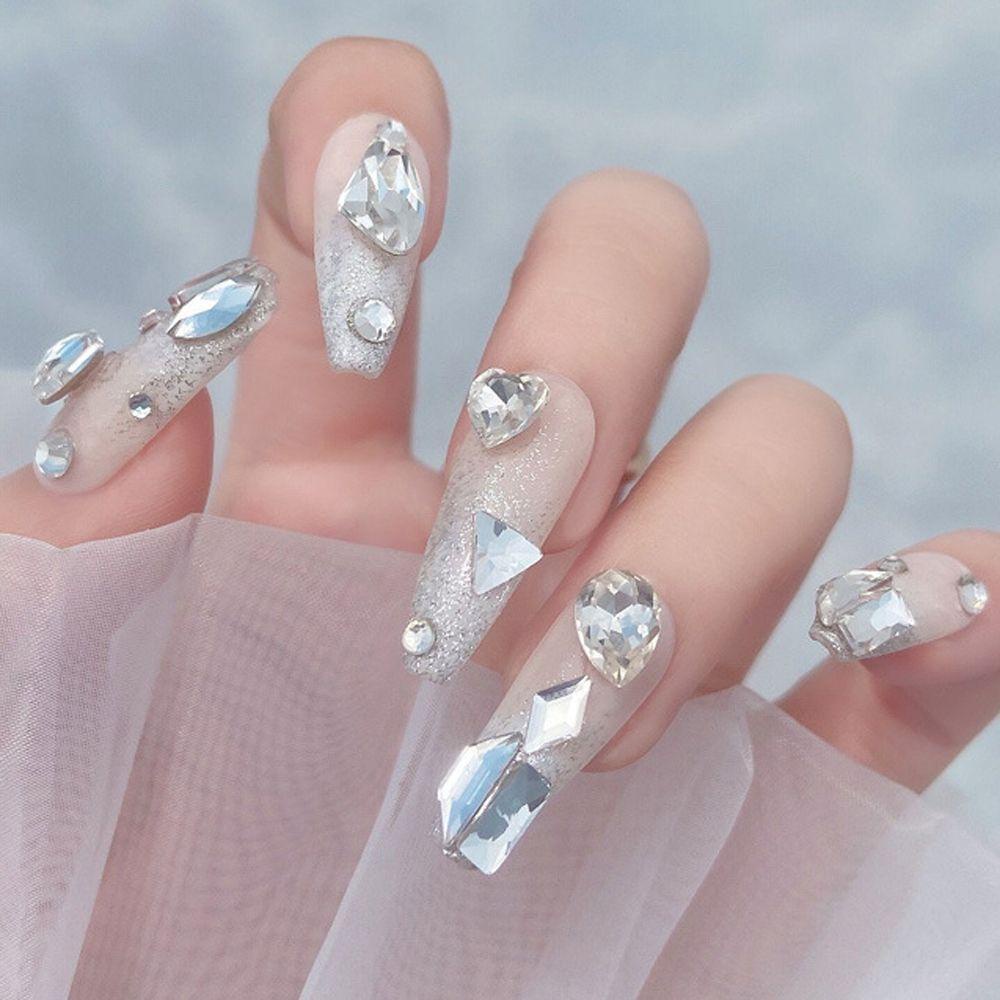 QQMALL Phụ Kiện Trang Trí Móng Tay 3D Nhiều Màu Sắc Họa Tiết Trái Tim Đính Đá Xinh Xắn