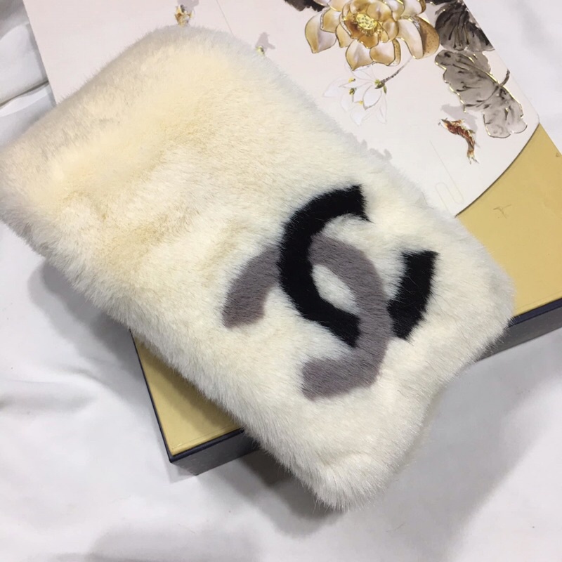 Khăn Quàng Cổ Lông Thương Hiệu Phong Cách Hq Sang Chảnh Cao Cấp