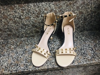Thanh lý giày cao gót 5cm size 37