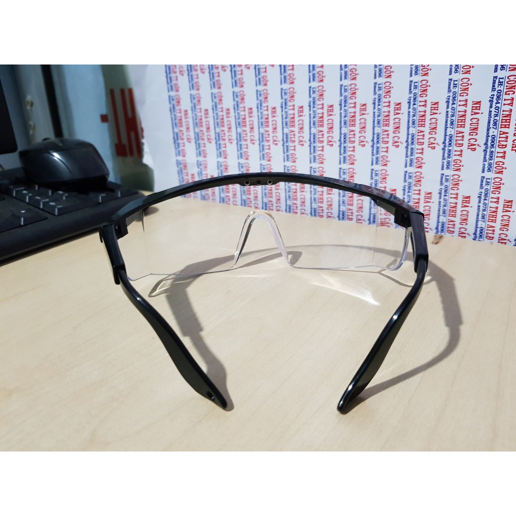 KÍNH TRẮNG GỌNG ĐEN TAIWAN