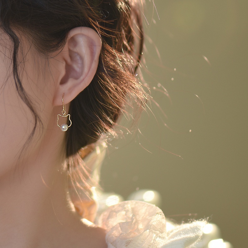 Khuyên Tai Hình Mèo Đính Ngọc Trai Sang Trọng Cao Cấp Phong Cách Pháp Cho Nữ