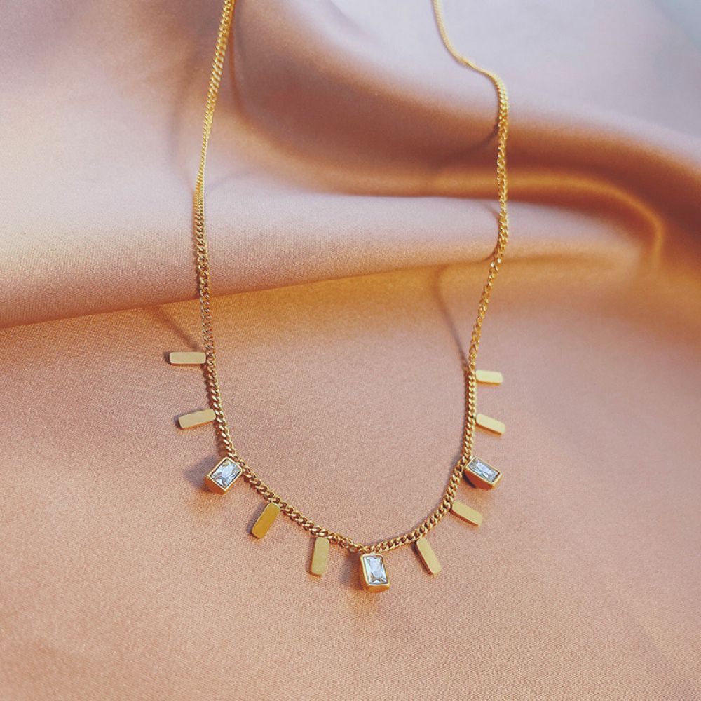 Dây Chuyền Thép Titan Mạ Vàng Đính Đá Zircon Đơn Giản Thời Trang