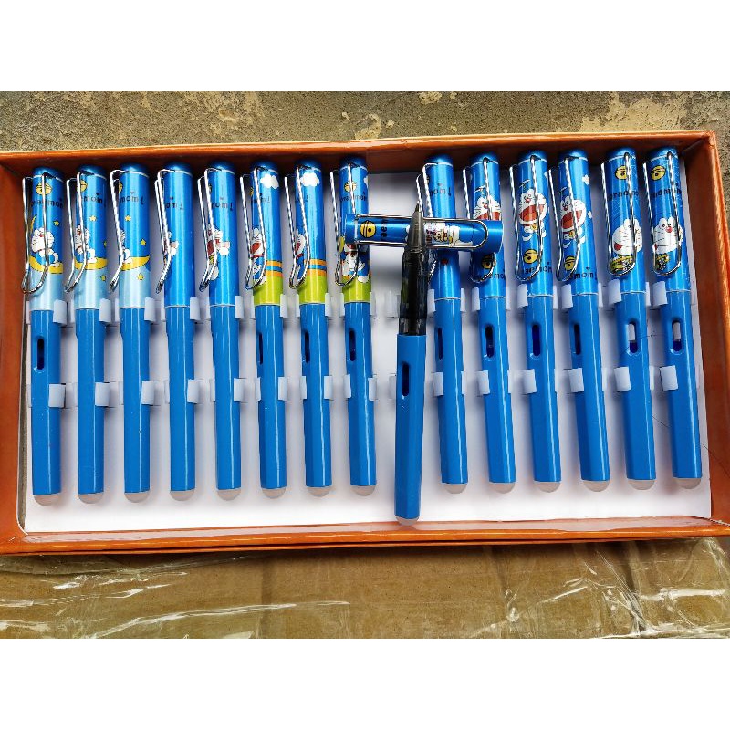Hộp 15 bút máy xoá được hình kute kèm ống mực