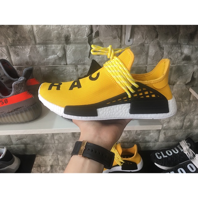 Giày thể thao Human Race