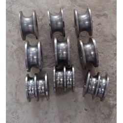 Máy uốn ống . Khuôn uốn ống 27 và 34 cho máy uốn ống ba trục. Puly thép uốn ống cho máy uốn ba trục.