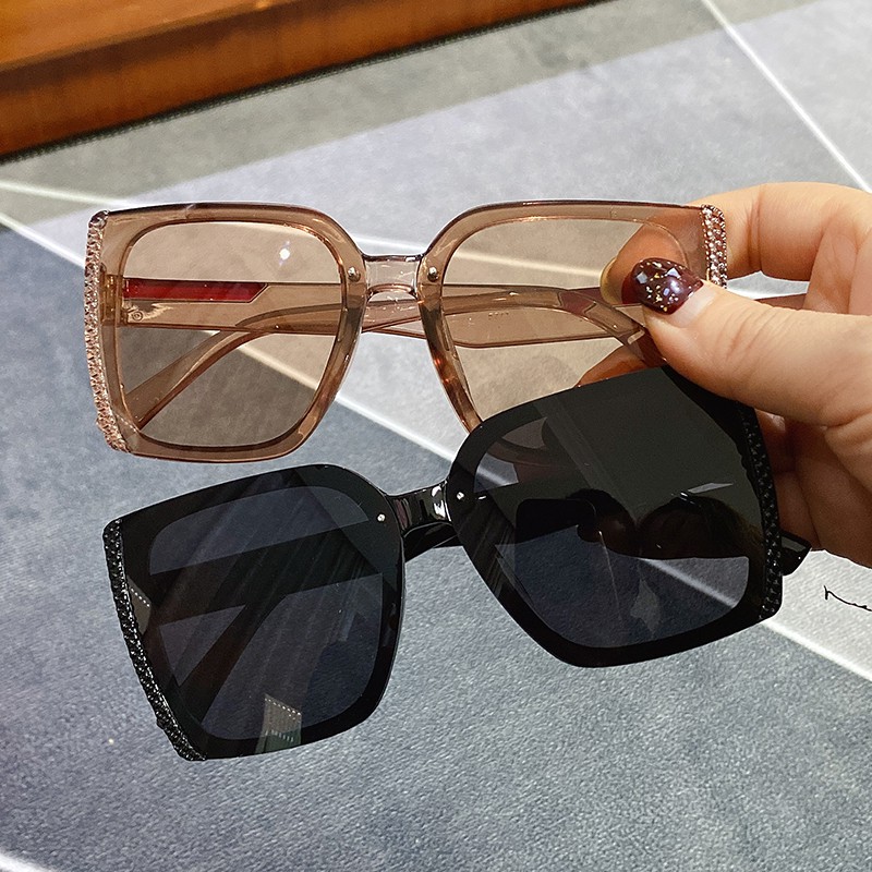 Kính mát gọng vuông bản to kiểu dáng thời trang