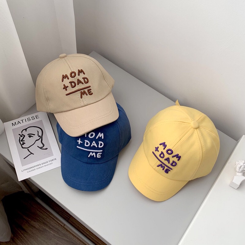 Mũ lưỡi trai cho bé 1-3 tuổi thêu chữ dad & mom