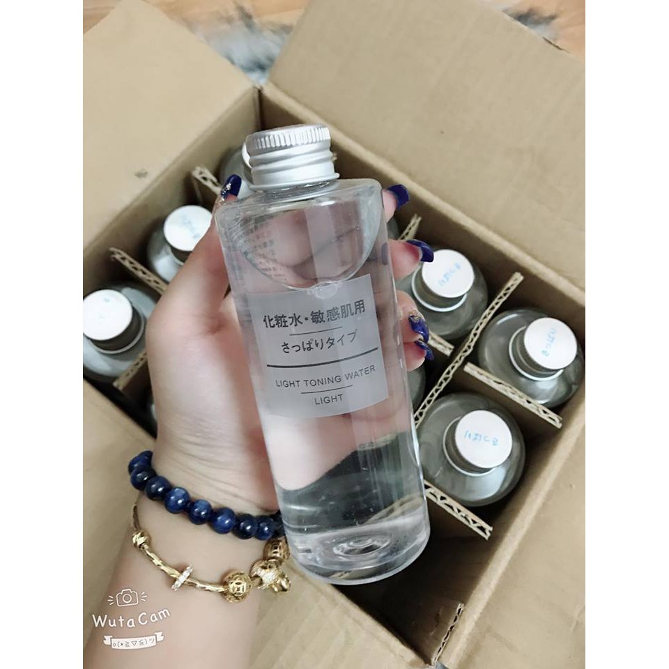 Nước hoa hồng Muji Light Toning Water 200ml