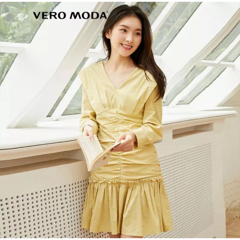 Đầm đuôi cá dáng ngắn hiệu Vero Moda