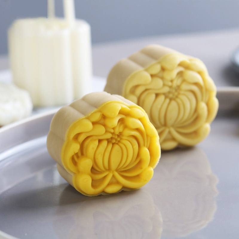 Khuôn Nhựa Làm Bánh Trung Thu 75g Hình Hoa Cúc / Hoa Sen Diy