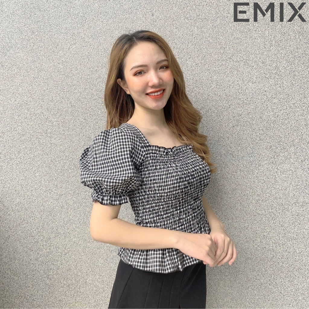 Áo nữ kẻ caro đan lưng EMIX (màu đen), dáng dài, cộc tay, tay bồng, cổ vuông, đan dây lưng, chất thái mềm mịn không xù