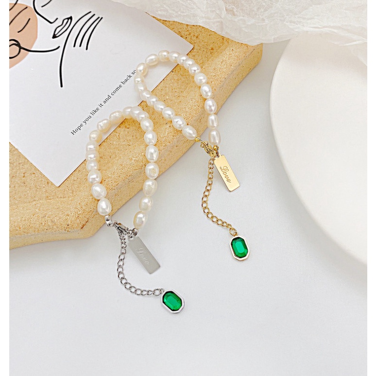 Lắc Tay Ngọc Mặt Chữ Love Và 1 Viên Đá Nhân Tạo Màu Xanh Titan Ko Đen TT 4166