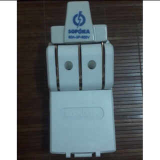 Cầu dao điện 3 pha 30A, 60A cực đúc Sopoka