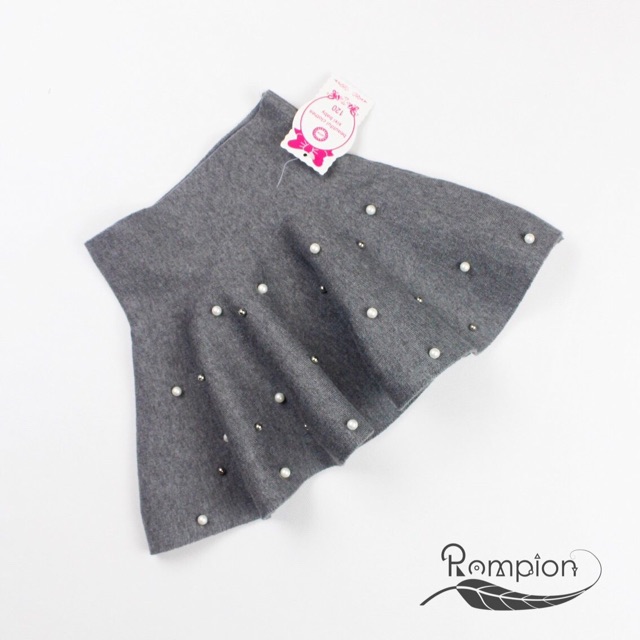 Sale: chân váy dạ