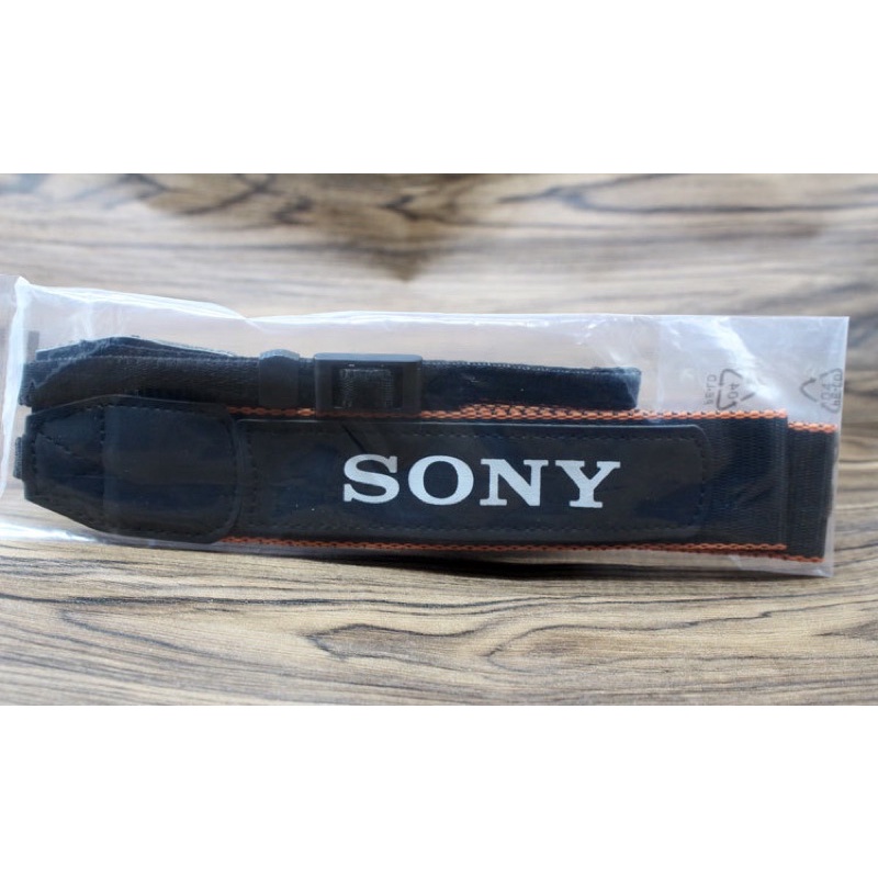 Dây đeo máy ảnh Sony