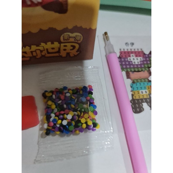 Hộp 2 tranh đính đá hạt dán được hình hoạt hình mini