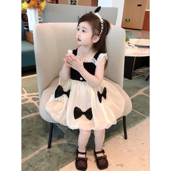 Váy  bé gái - Đầm công chúa 2 dây đính nơ phong cách Hàn Quốc siêu xinh