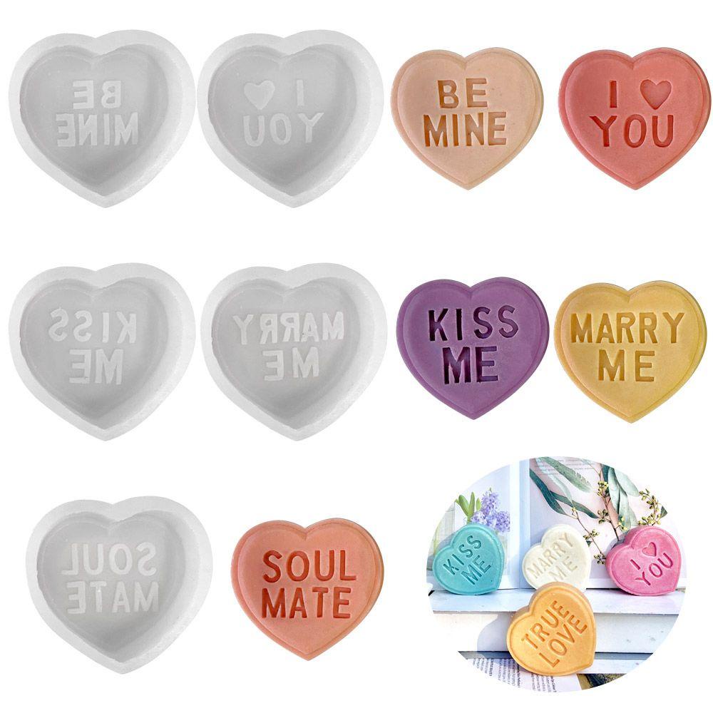 Khuôn Silicone Làm Xà Phòng Handmade Đa Năng Hình Trái Tim / Chữ Cái