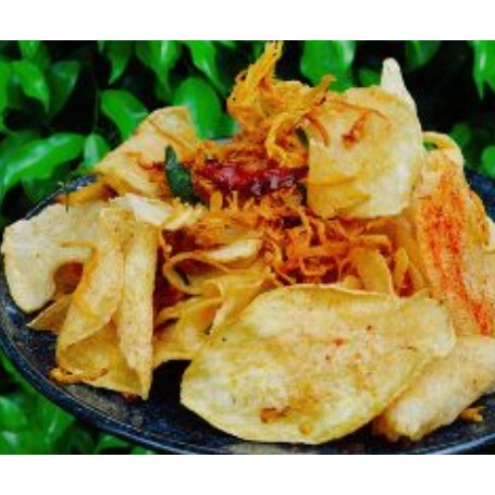 KHOAI TẨM VỊ LẮC KHÔ GÀ CAY XI MÊ LON 250g