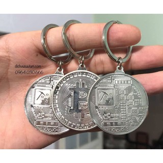 Móc đeo chìa khóa đồng xu bitcoin mạ bạc độc đáo