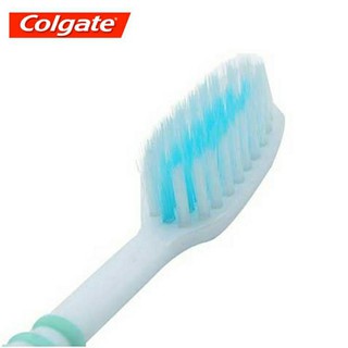 1 chiếc Bàn chải đánh răng colgate mềm mảnh