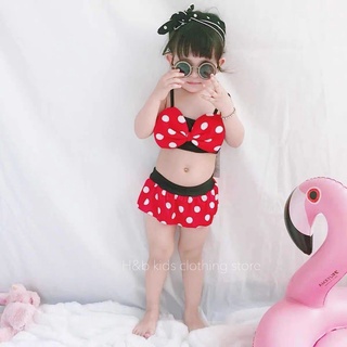 Bikini chấm bi đỏ kèm mũ bé gái