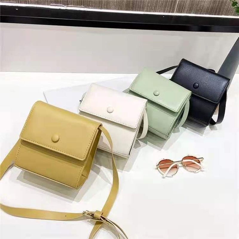 Túi đeo chéo IELGY dáng vuông màu trơn dễ phối đồ thời trang Hàn Quốc