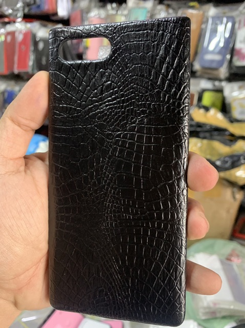 Ốp lưng BlackBerry Key One, Key 2 cứng kiểu vân da