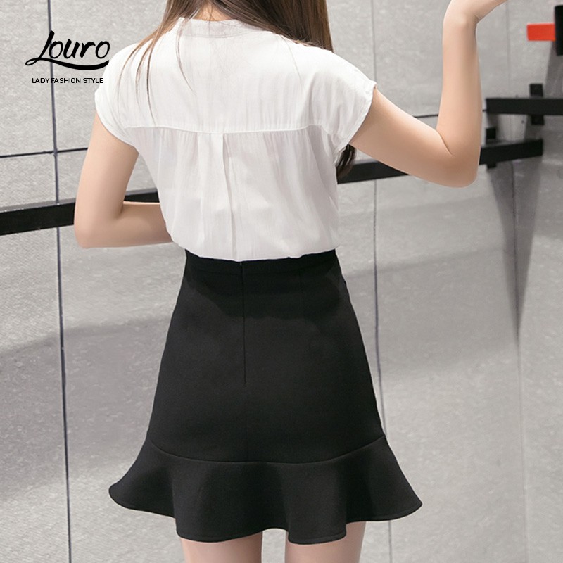 Chân váy công sở đẹp Louro L700, dáng ngắn chữ A vẩy đuôi cá nhẹ | BigBuy360 - bigbuy360.vn