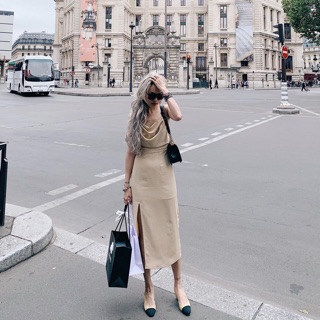 Đầm nude 2s xẻ tà cổ nhún xếp ly