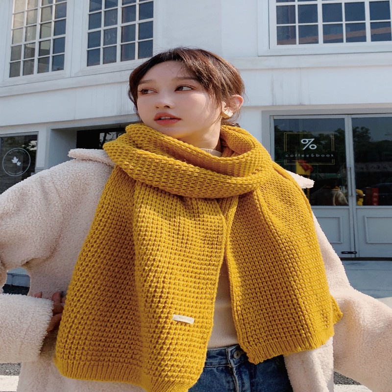 Khăn choàng len màu sắc phong cách thời trang dành cho cả nam và nữ