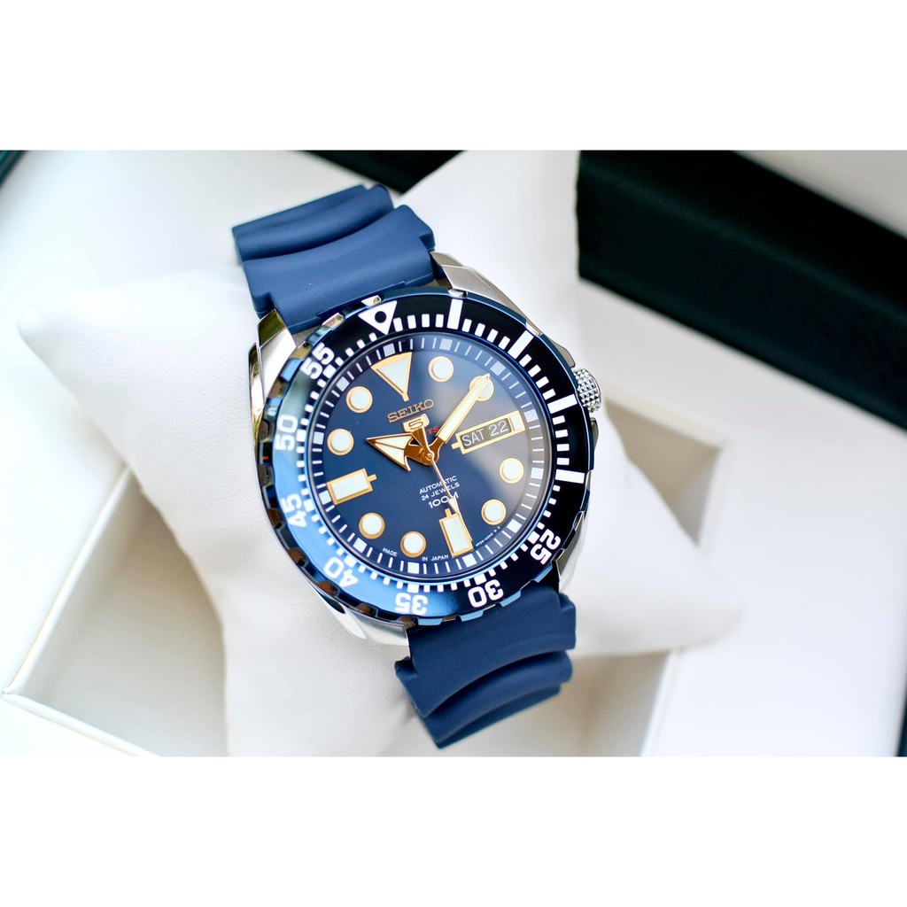 Đồng hồ nam Seiko 5 Sport 24 Jewels SRP605J2